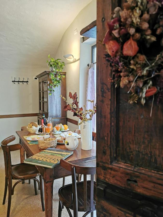 Alla Torre Del Barbarossa B&B Foresteria Mandello del Lario Kültér fotó