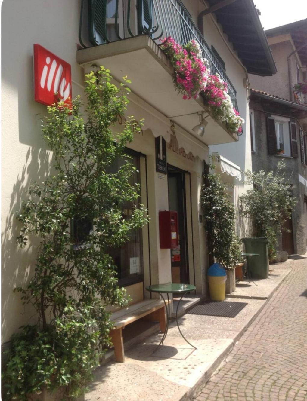 Alla Torre Del Barbarossa B&B Foresteria Mandello del Lario Kültér fotó